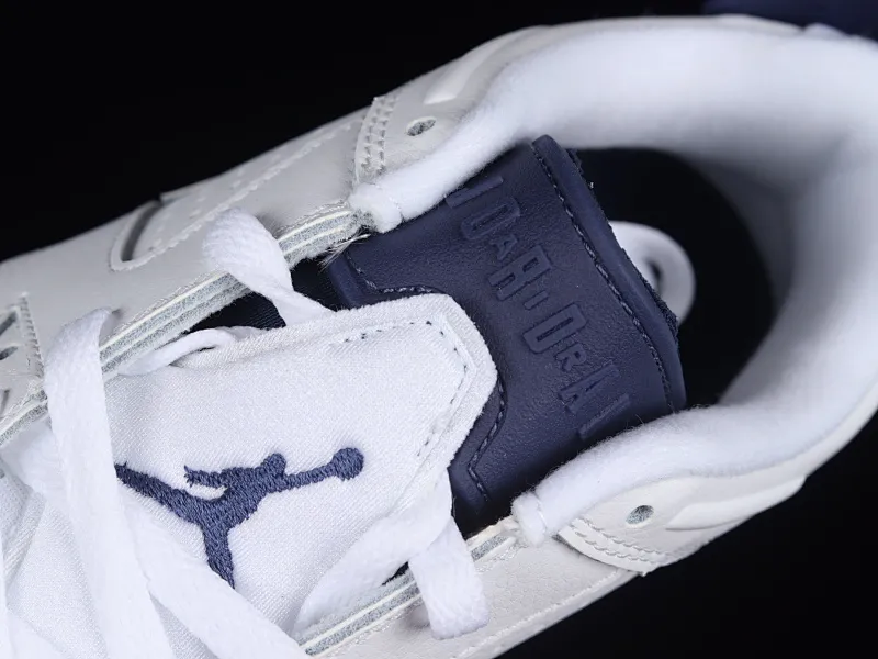 All categories Air Jordan Jordan series basketball shoes Air Jordan 6 Air Jordan 6 Retro "Midnight Navy" AJ6 Joe 6 white and navy low-top basketball shoes CT8529-141